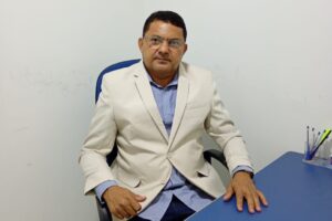 VIEIRA DO TIQUINHO ASSUME COMO VEREADOR DE CASCAVEL