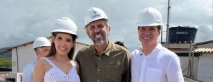 EM EVENTO, GOVERNADOR ELMANO DE FREITAS DESTACA ATUAÇÃO DO PREFEITO DE BATURITÉ, HERBERLH MOTA